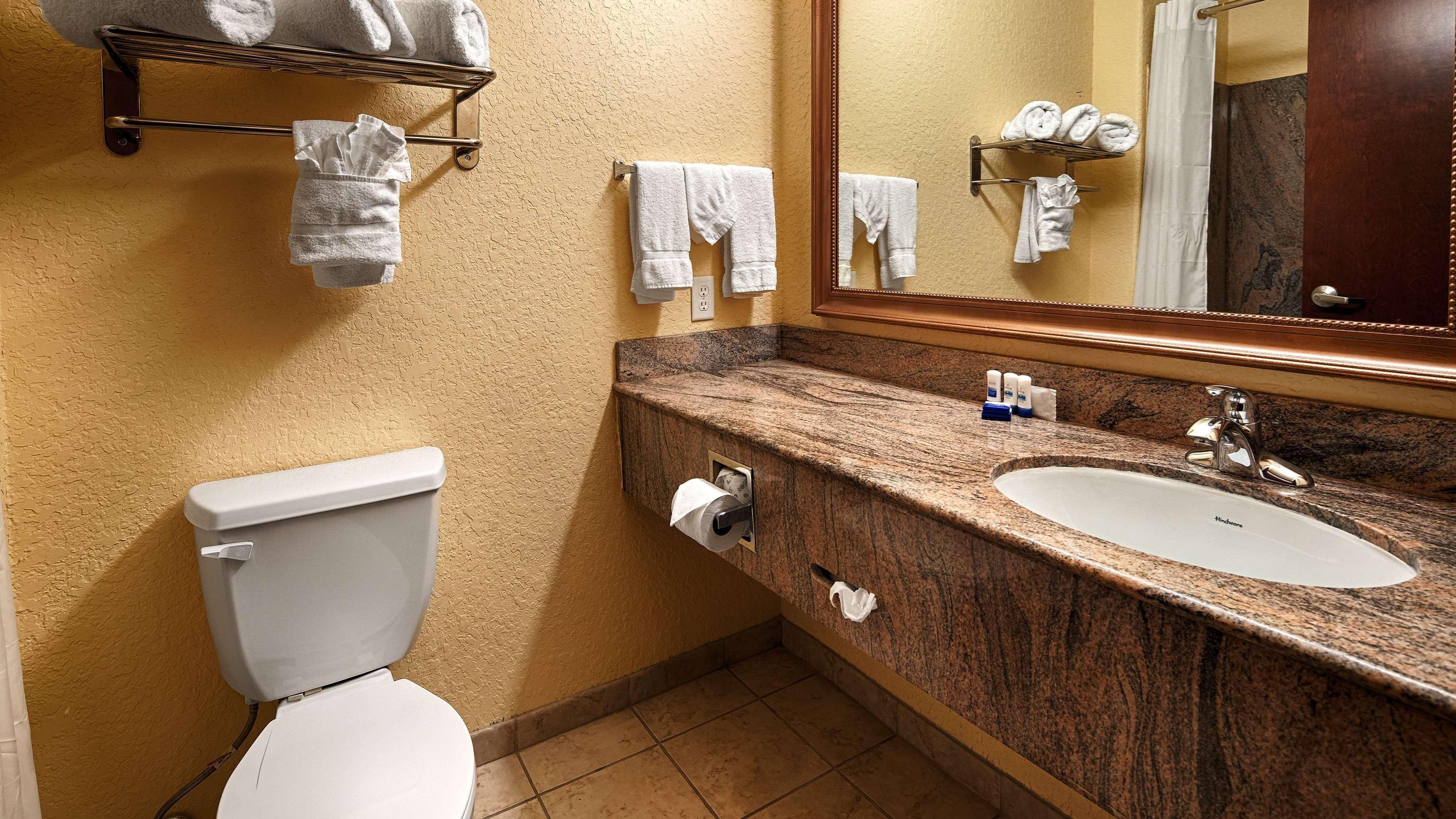 Surestay Plus By Best Western Texas City I-45 Buitenkant foto