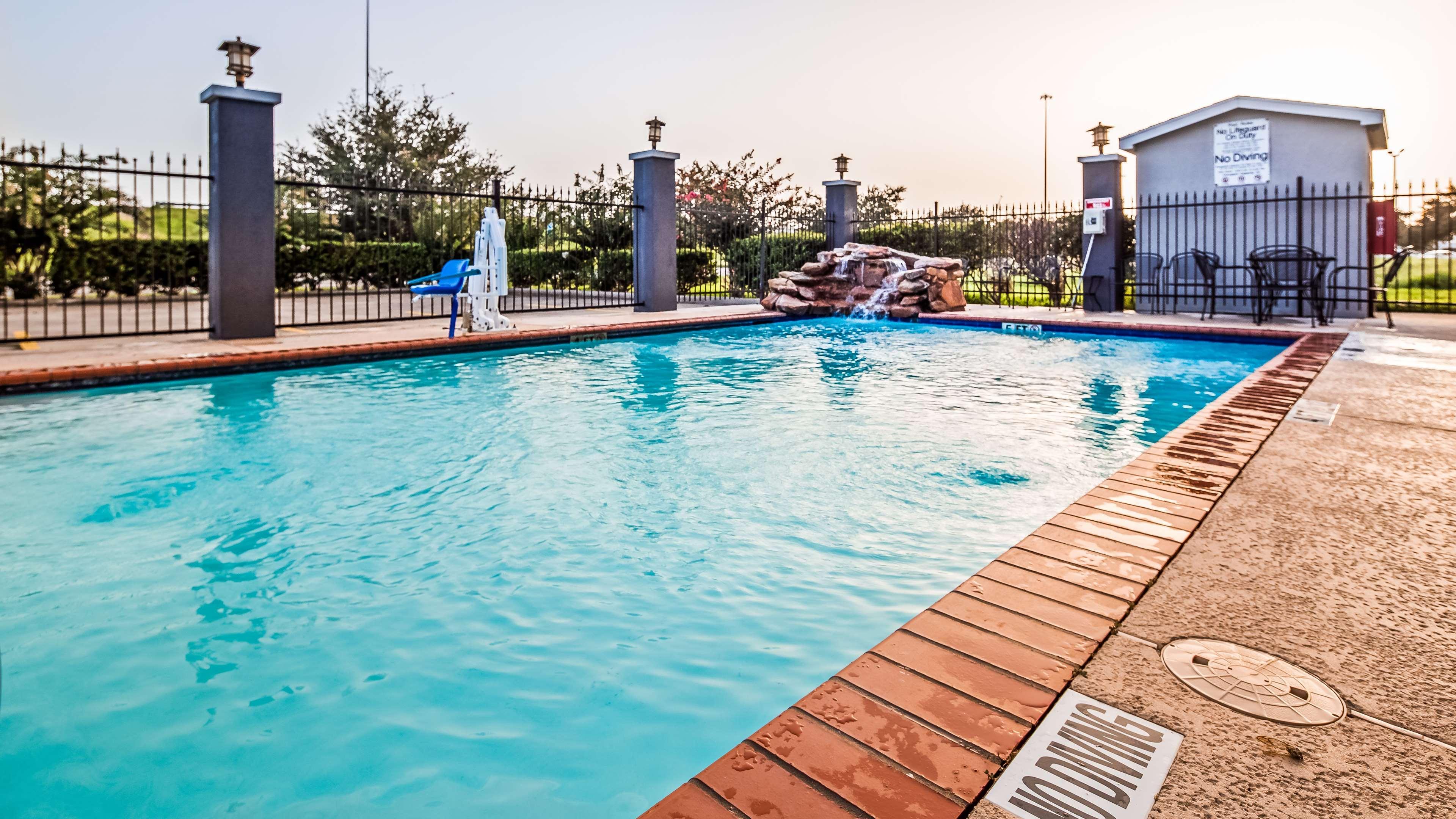 Surestay Plus By Best Western Texas City I-45 Buitenkant foto