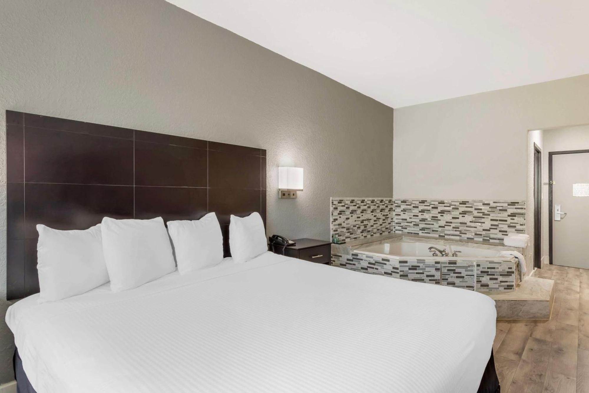 Surestay Plus By Best Western Texas City I-45 Buitenkant foto