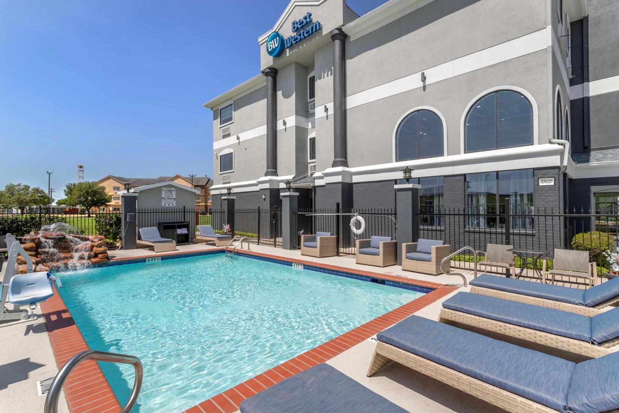 Surestay Plus By Best Western Texas City I-45 Buitenkant foto